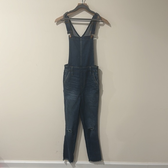 • Madewell • Women’s Roadtripper Overalls Jeans in Brodie Wash Blue Distressed - Picture 4 of 6